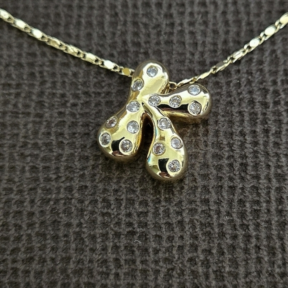 Gemelli👭 Puffy Letter "K" Initial Pendant Necklace
